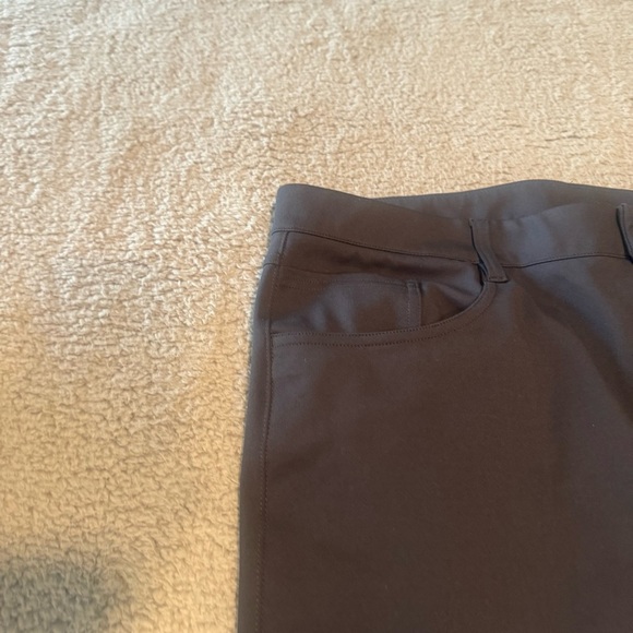 Vuori MetaTwill Pant Athletic Slim Size 36x30” Color Gray V4021-S - Picture 3 of 14
